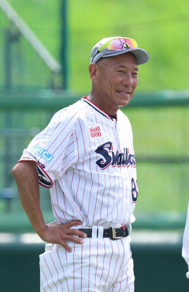 　１軍監督就任が決まった池山２軍監督