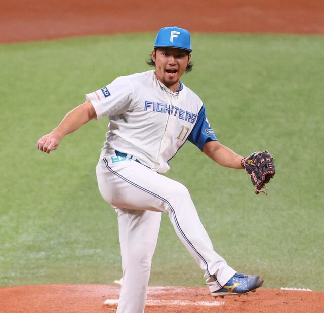 伊藤 日本ハム・伊藤が圧巻の5者連続三振 オリックス・山下と4回までに計