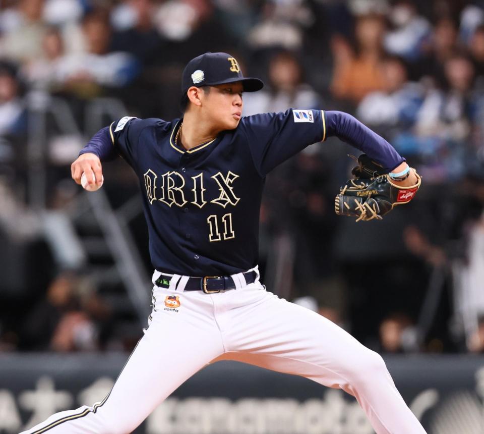 　２回、力投する山下（撮影・中島達哉）