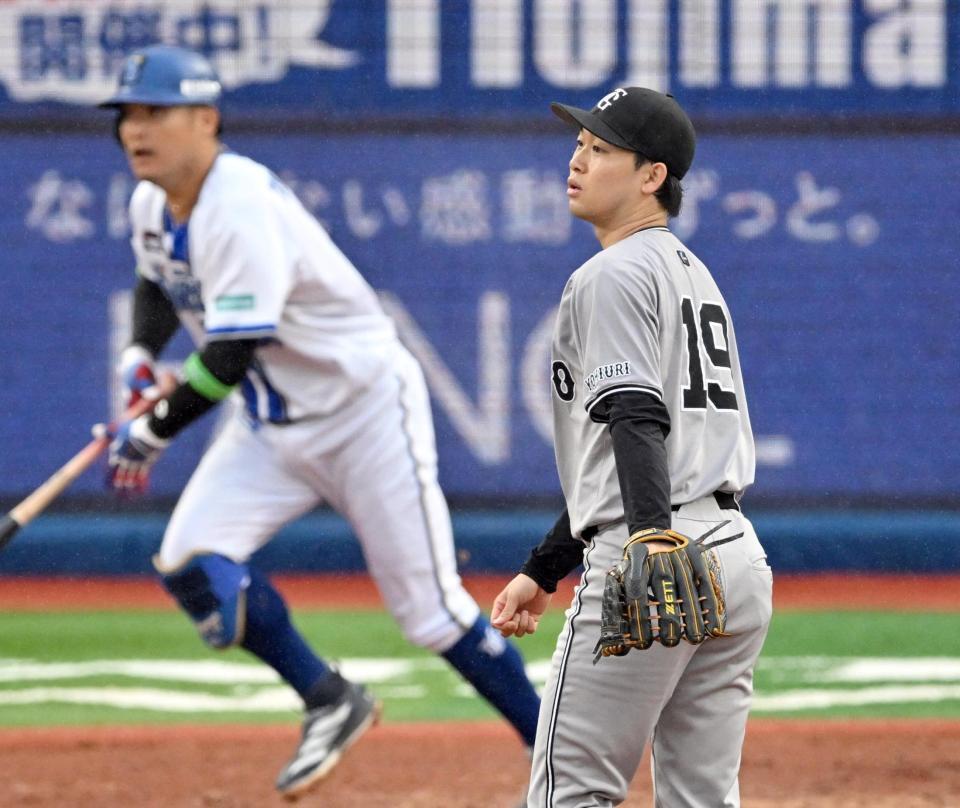 　３回、筒香に適時打を許した山崎