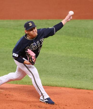 　１回、力投する宮城（撮影・中島達哉）