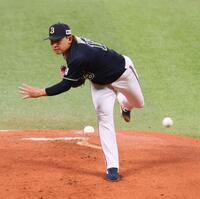 　１回、力投する宮城（撮影・中島達哉）