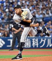 　８回途中に登板したマルティネス