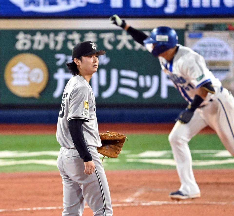 　１１回、蝦名にサヨナラ打を許した田中瑛