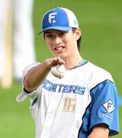 　ＣＳファイナルを前に調整を行った達（撮影・伊藤笙子）