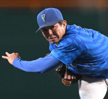 　力投する東（撮影・飯室逸平）