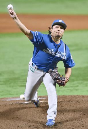 　ソフトバンクとのＣＳファイナルステージ第３戦に先発した日本ハムの伊藤＝みずほペイペイドーム