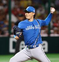 　９回、登板した山崎（撮影・中島達哉）