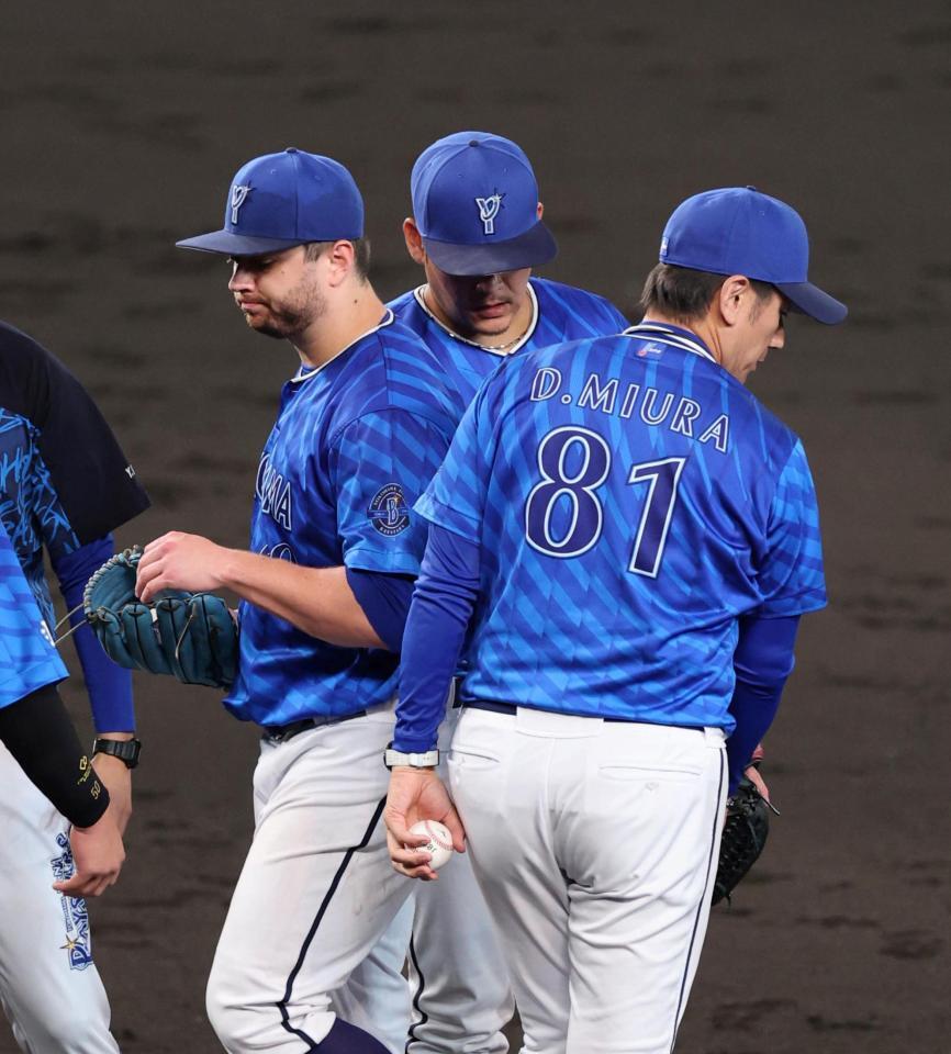 　５回途中、降板するケイ（撮影・山口登）