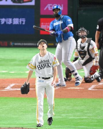 　３回、レイエス（奥）に逆転２ランを浴びた大関（撮影・伊藤笙子）