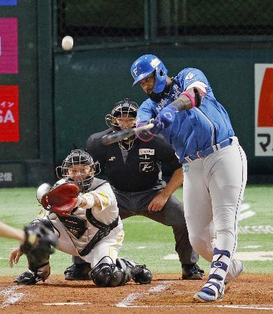 ソ３-９日（１８日）　レイエスが２本塁打