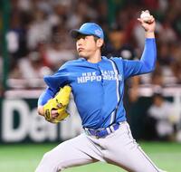 　７回から登板した日本ハム・加藤貴（撮影・中島達哉）