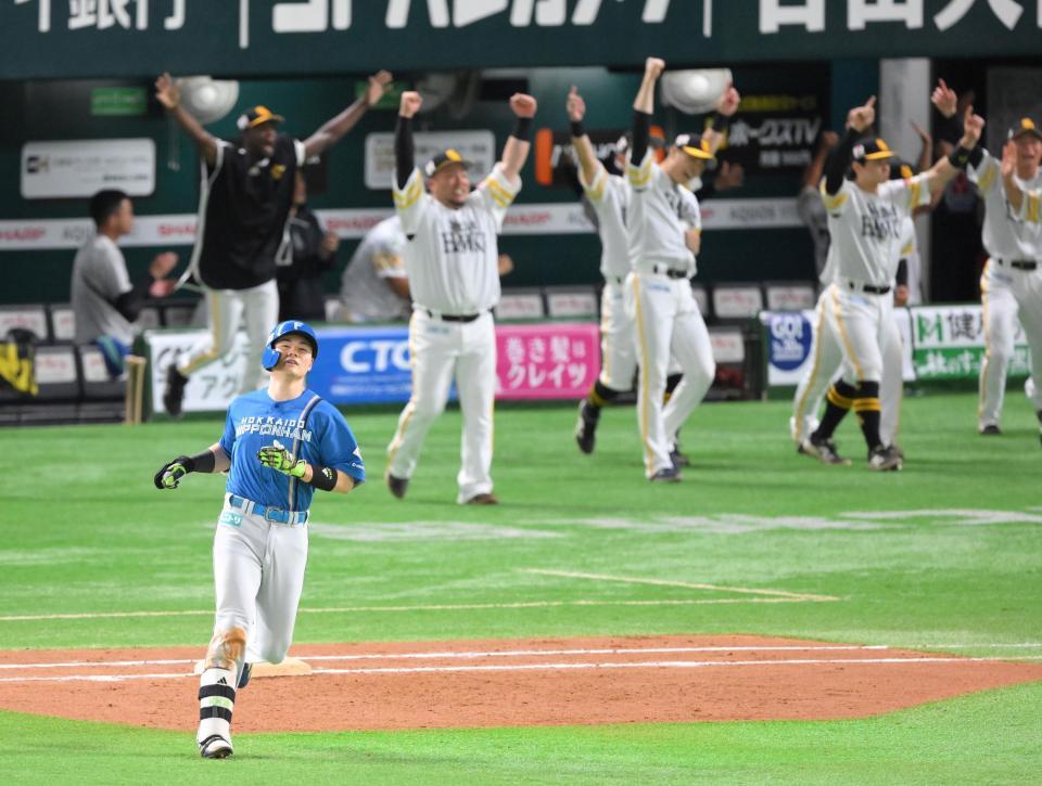 　９回、左飛に倒れ最後の打者担った清宮幸（撮影・伊藤笙子）