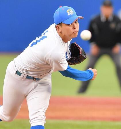 　力投する青学大・中西聖輝（撮影・開出牧）