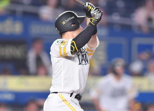 ソフトバンク・近藤 日本Sに間に合う 小久保監督「DH、代打かな