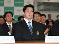 　中日にドラフト１位で指名された青学大・中西聖輝（撮影・伊藤笙子）