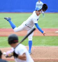 　亜細亜大打線に立ち向かう青山学院大・中西聖輝（撮影・佐藤厚）