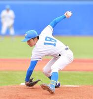 　５回１失点の好投を見せた東大の先発・渡辺向輝（撮影・開出牧）