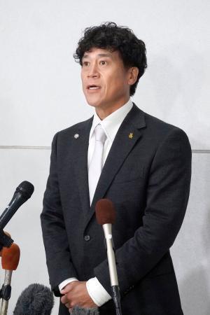 ソフトバンク、佐々木の父と面会　城島ＣＢＯ「高く評価」