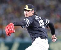 　９回に登板し力投する杉山（撮影・西岡正）