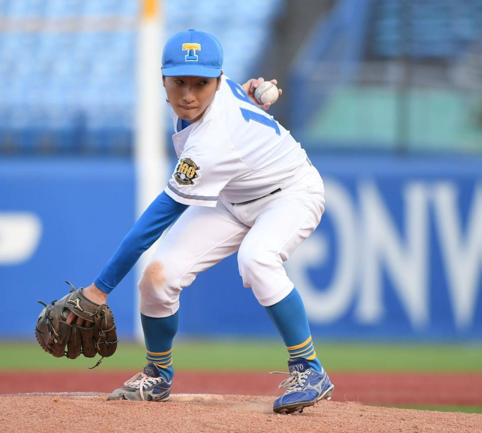 　法大打線に立ち向かう東大・渡辺向輝（撮影・佐藤厚）