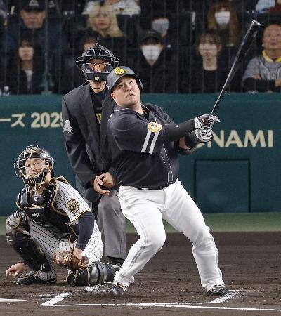 ソフトバンクが日本一へ王手　日本シリーズ第４戦