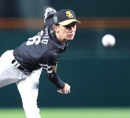 　阪神戦に先発し力投する大津（撮影・西岡正）