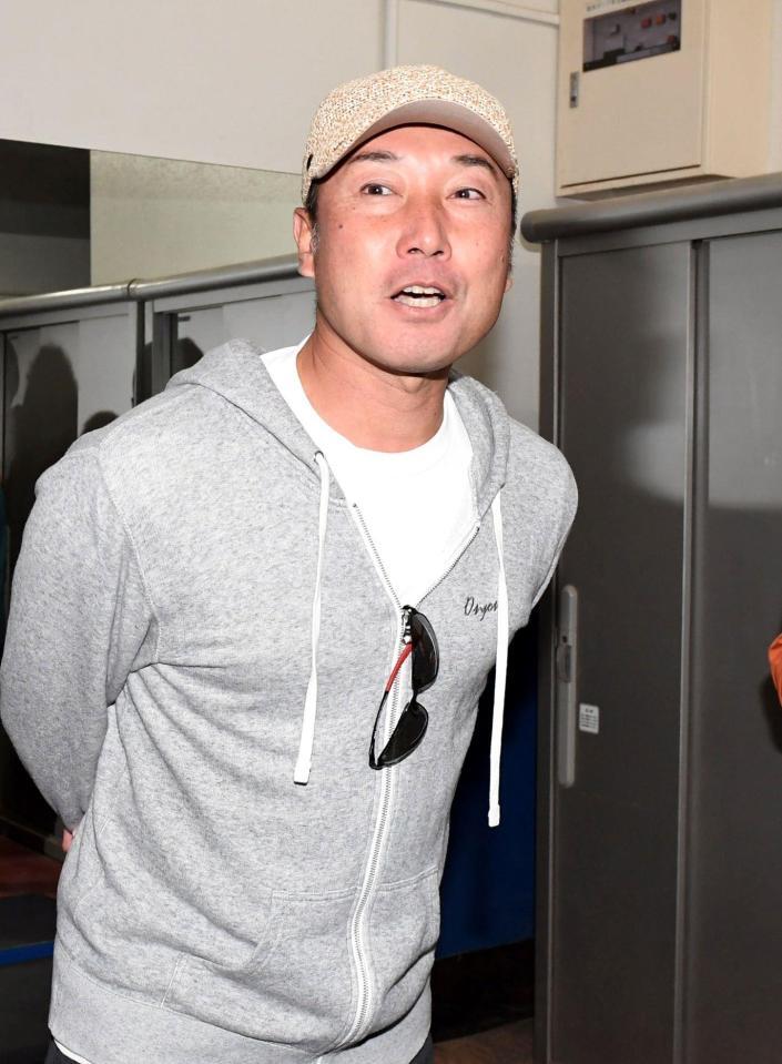 元ロッテ・渡辺俊介氏 “プロの息子”肩書「苦しみはあったと思う」向輝