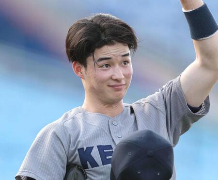 慶大・丸田湊斗がフェンスに激突し担架で運ばれる