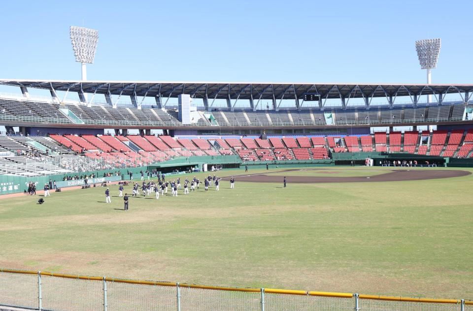 　侍ジャパンの合宿がスタート（撮影・佐々木彰尚）