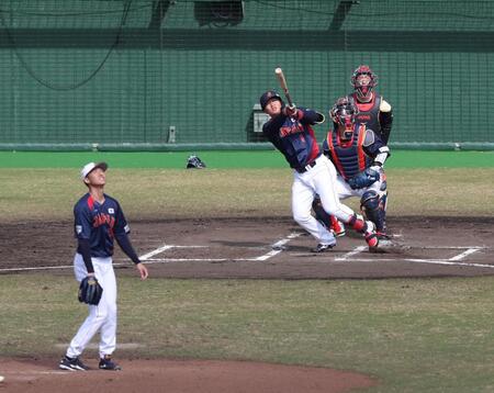 　ライブＢＰで曽谷と対戦した森下（撮影・佐々木彰尚）