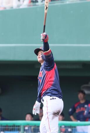 　５回、左越え２ランを放つ森下（撮影・市尻達拡）