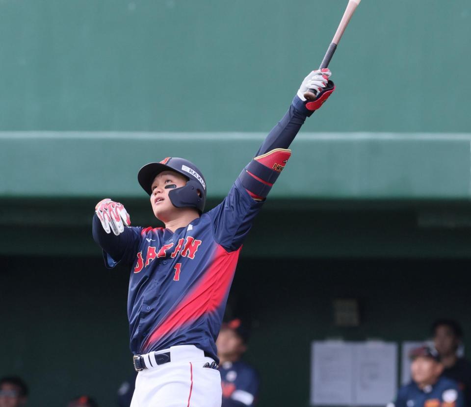 　５回、左越え２ランを放つ森下（撮影・市尻達拡）