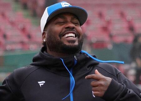 日本ハム レイエスと来季契約延長で合意「とても幸せ」 マルティネスも残留決定