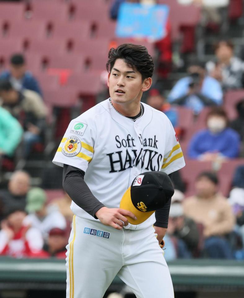 　トライアウトに参加し、登板を終え帽子をとる前ソフトバンク・風間球打（撮影・市尻達拡）