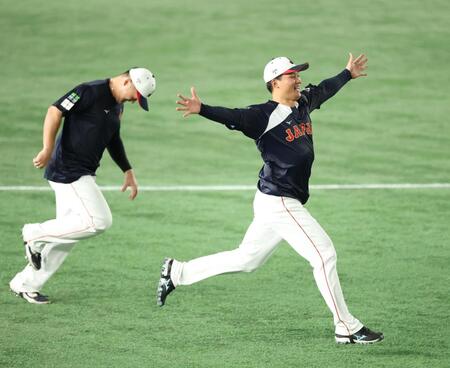 侍ジャパン・井端弘和監督「韓国はライバル」　１５、１６日の日韓戦前に両監督が会見　ＷＢＣ１次リーグで同組