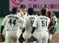 　最後を締めた平良（撮影・金田祐二）