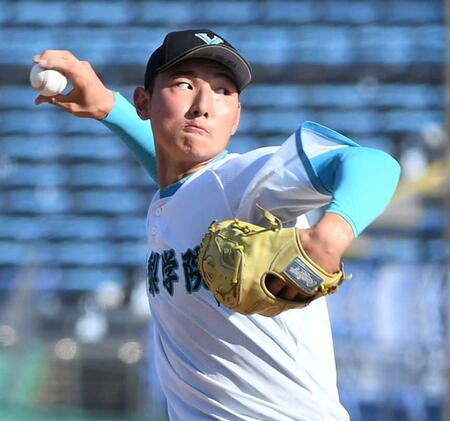 【写真】まさかの暴投サヨナラ負け　プロ注目右腕の山梨学院・菰田は涙止まらず