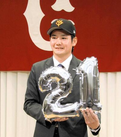 巨人・ドラ1竹丸“一番いい打者”阪神・佐藤輝と対戦したい 開幕カード先発意欲「最初の3枚に入れたらベスト」
