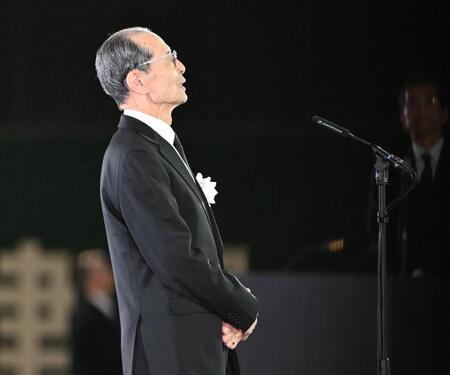 　お別れの言葉を述べる王貞治氏（代表撮影）