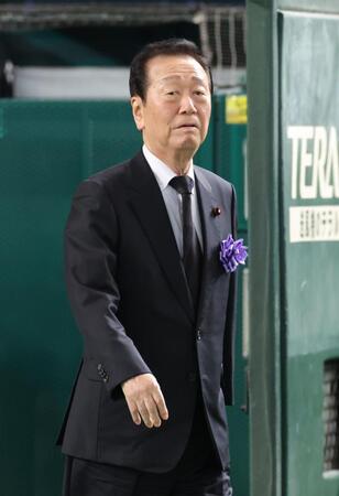 　参列した小沢一郎氏（撮影・西岡正）