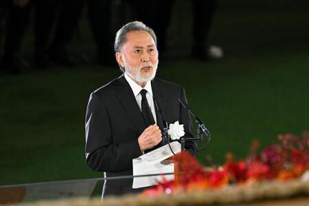 　お別れの言葉を述べる北大路欣也（代表撮影）