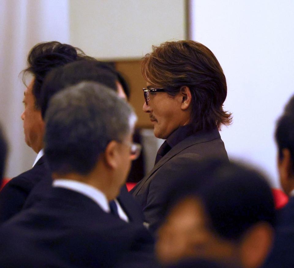 　球団納会に出席する新庄監督（撮影・中島達哉）