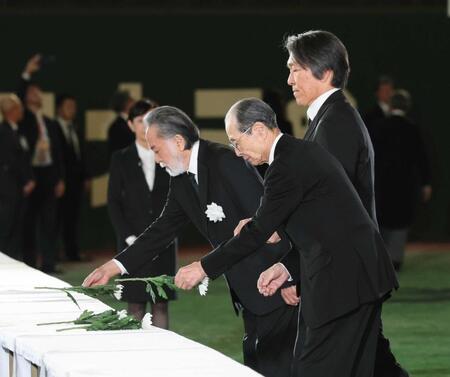 王貞治氏「長嶋茂雄さんは永久です」お別れ会で感謝の思い「１６年間常にそばで見させていただき私ほど幸せな男はいない」