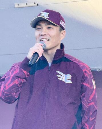 楽天　海外ＦＡ権行使の則本昂大がファン感に参加　司会者からの「どこに行っても」の言葉に「僕に言っています？」とすかさず笑顔でつっこみ