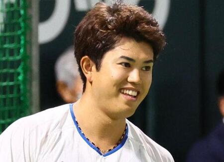 【写真】日本ハム・今川が「同期会」でのサプライズ成功を報告　伊藤大海ら８人　今季限りで引退を決めた選手の姿も