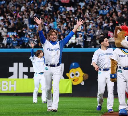 新庄監督「ロッテが怖いですよ、見ました？」完全オフモードも気になる他球団の動向「西岡君が入ったでしょ？」