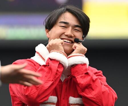 「倍倍ＦＩＧＨＴ！」披露　西川「恥ずかしさを捨てて楽しんでやりました」