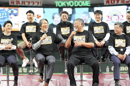 　巨人ＯＢイベントに参加した（前列左から）高橋由伸氏、松井秀喜氏、清原和博氏、工藤公康氏（後列左から）清水隆行氏、元木大介氏、斉藤宜之氏、入来祐作氏（読売巨人軍提供）