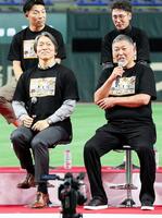 　巨人ＯＢイベントに登場した（前列左から）松井秀喜氏、清原和博氏（後列左から）清水隆行氏、元木大介氏（読売巨人軍提供）